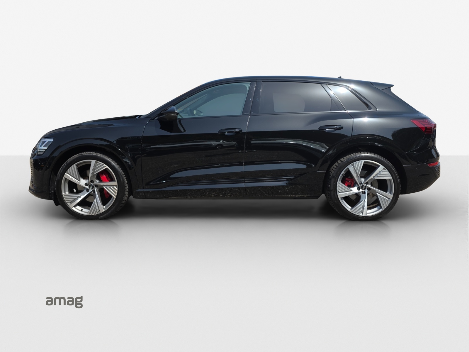 AUDI Q8 55 e-tron Black Edition quattro-showroom-element-1