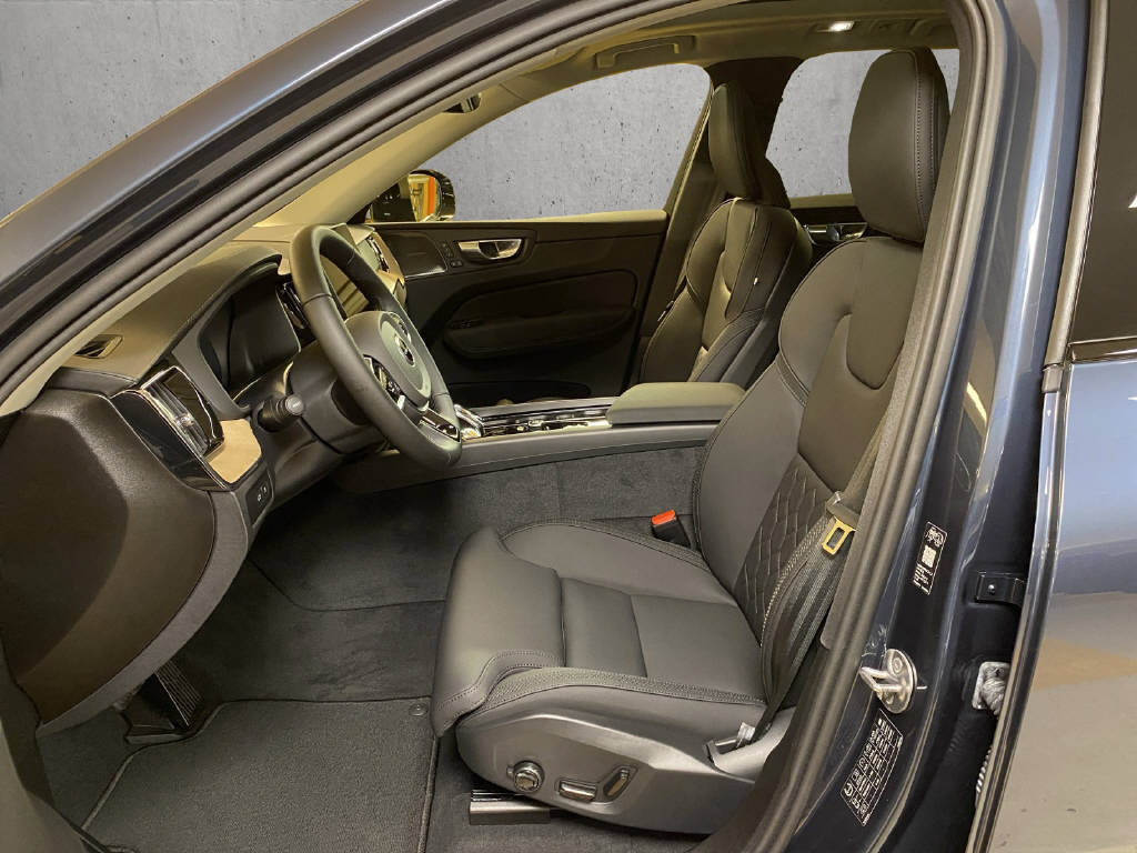 Image VOLVO XC60 XC60 2.0 T6 TE Ultra Dark eAWD