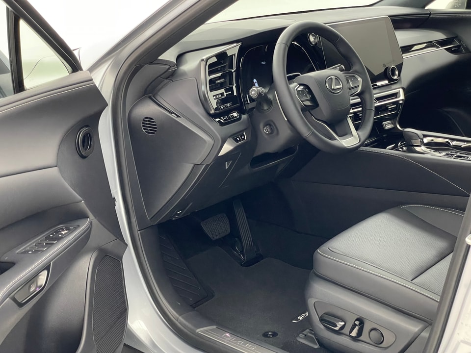 RX 350h Comfort E-FOUR Voll-Hybrid