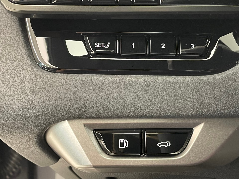 RX 350h Comfort E-FOUR Voll-Hybrid