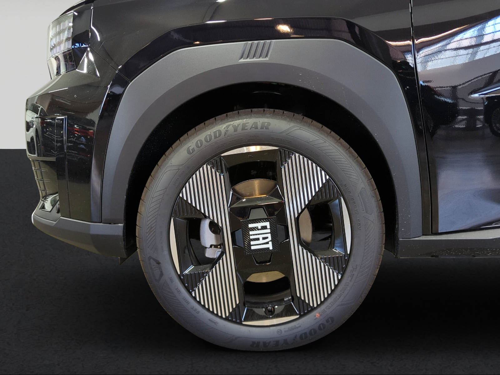 FIAT Grande Panda MHEV La Prima-showroom-element-2
