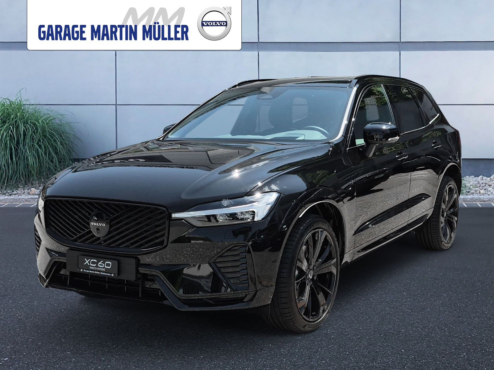 VOLVO XC60 2.0 (SUV / Geländewagen) Volvo VOLVO XC60 2.0 (SUV / Geländewagen)