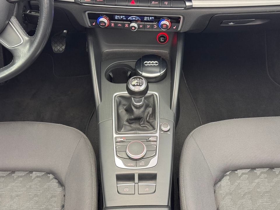 A3 Cabriolet 1.4 T FSI ultra Attraction