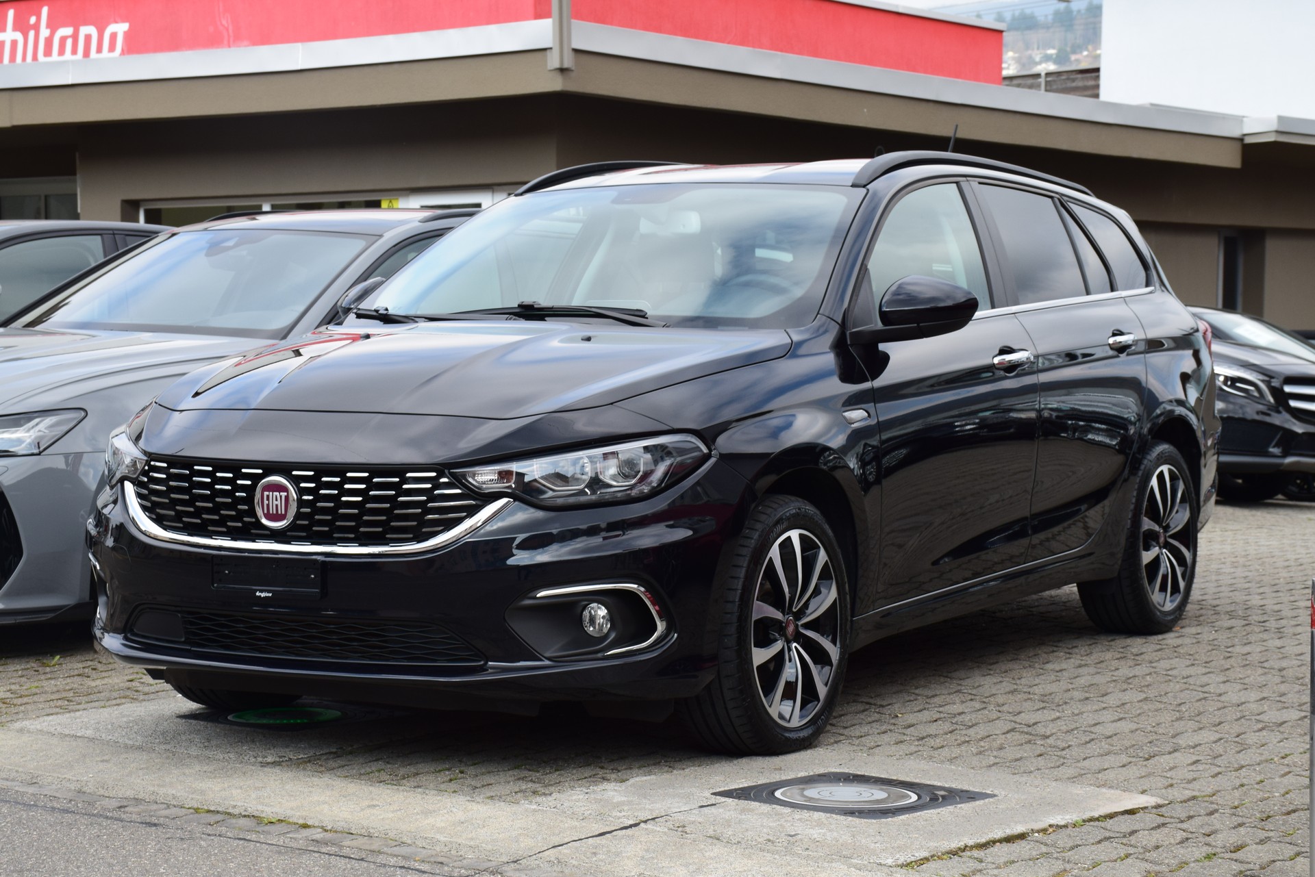 FIAT Tipo 1.6MJ Station Wagon Lounge DCT