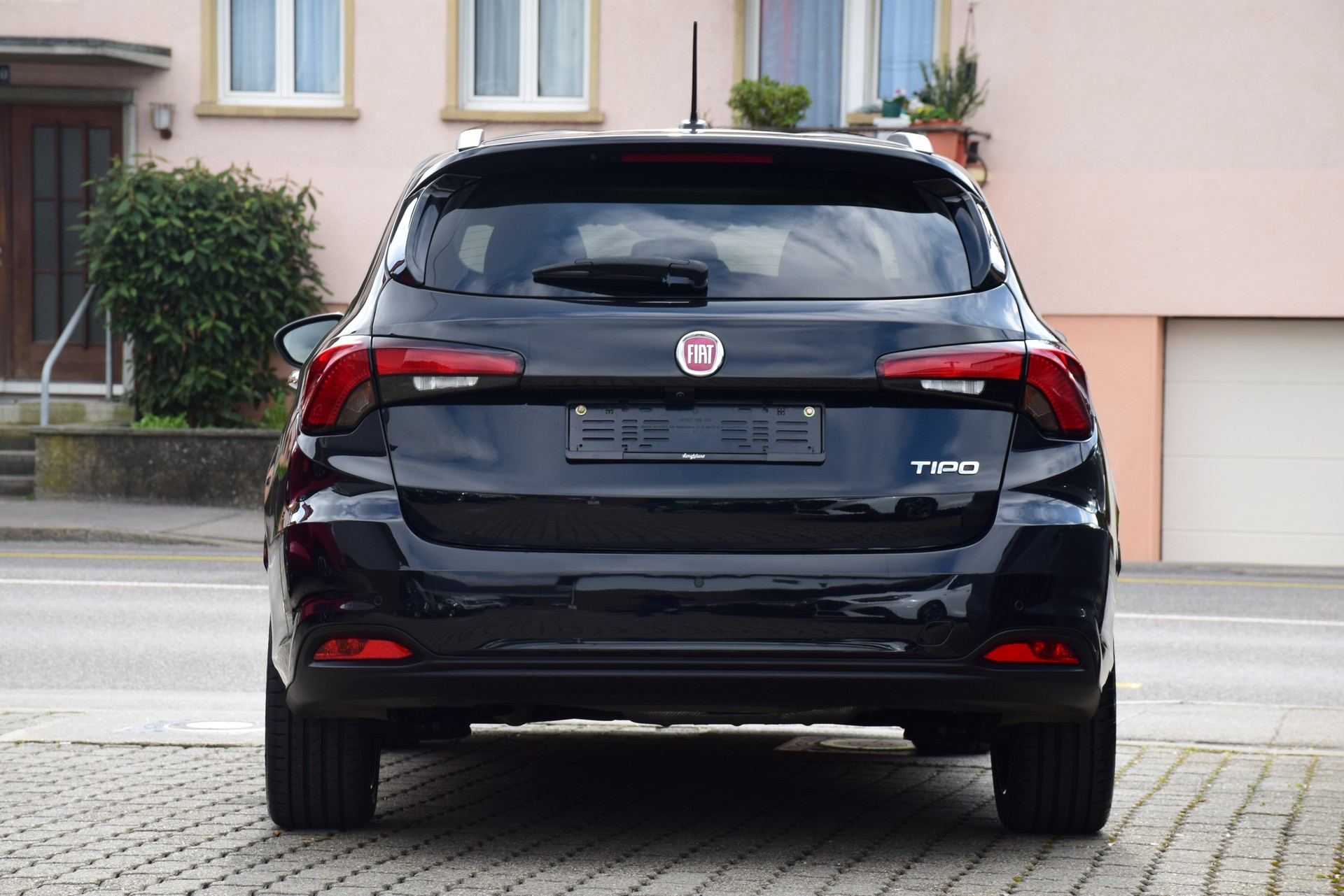FIAT Tipo 1.6MJ Station Wagon Lounge DCT-image-8