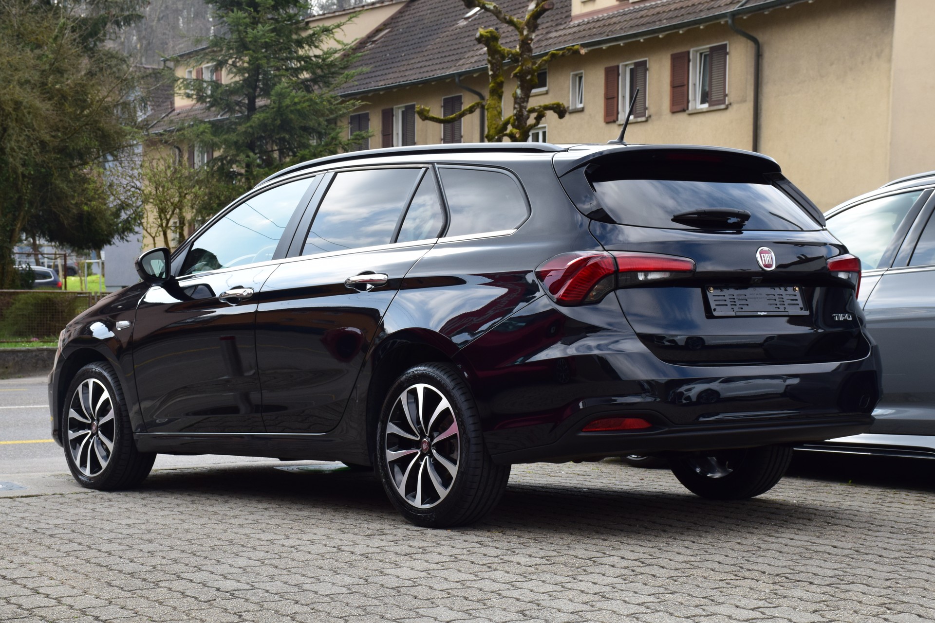 FIAT Tipo 1.6MJ Station Wagon Lounge DCT-image-6