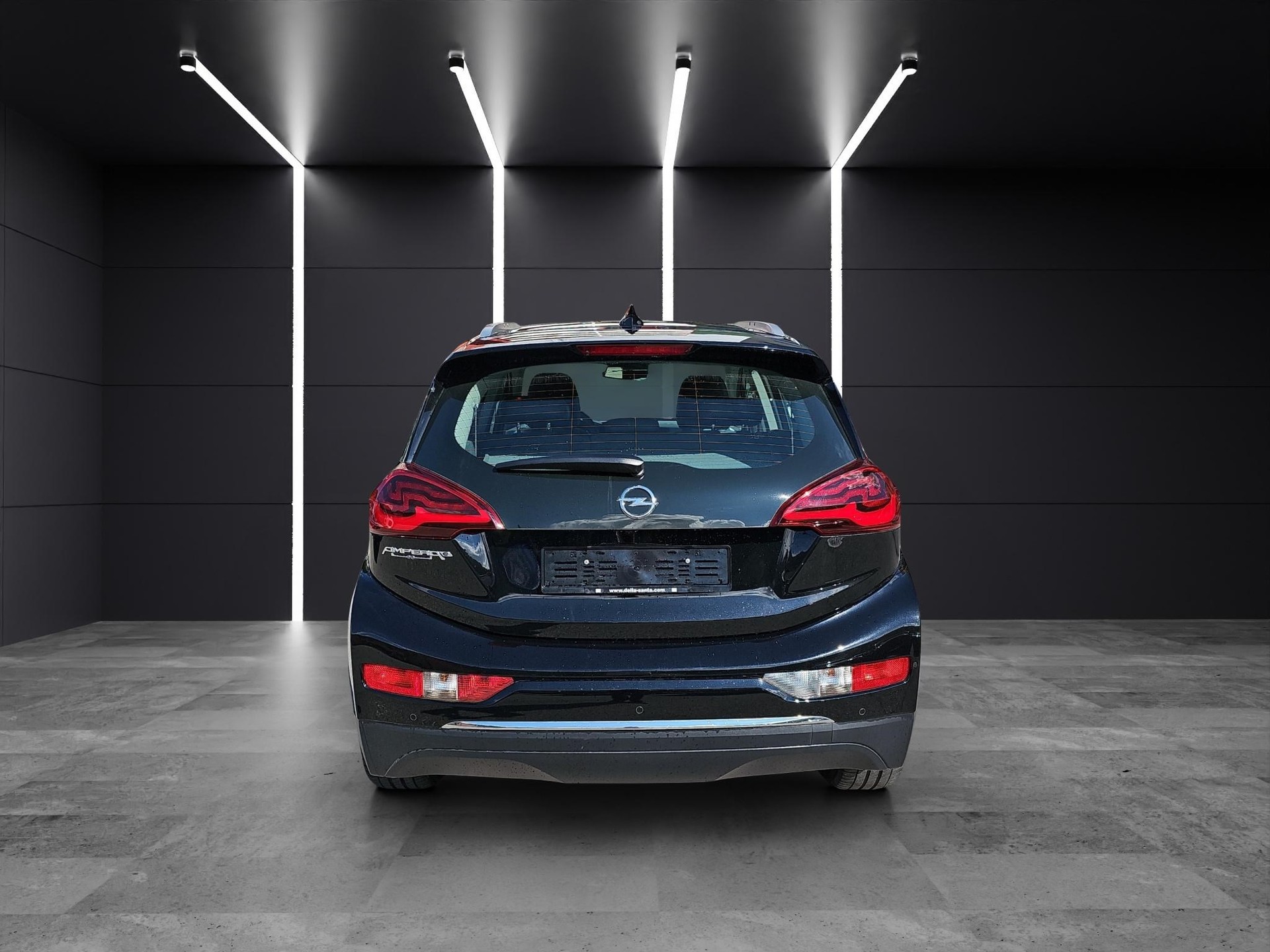 OPEL Ampera-e Excellence-showroom-element-3
