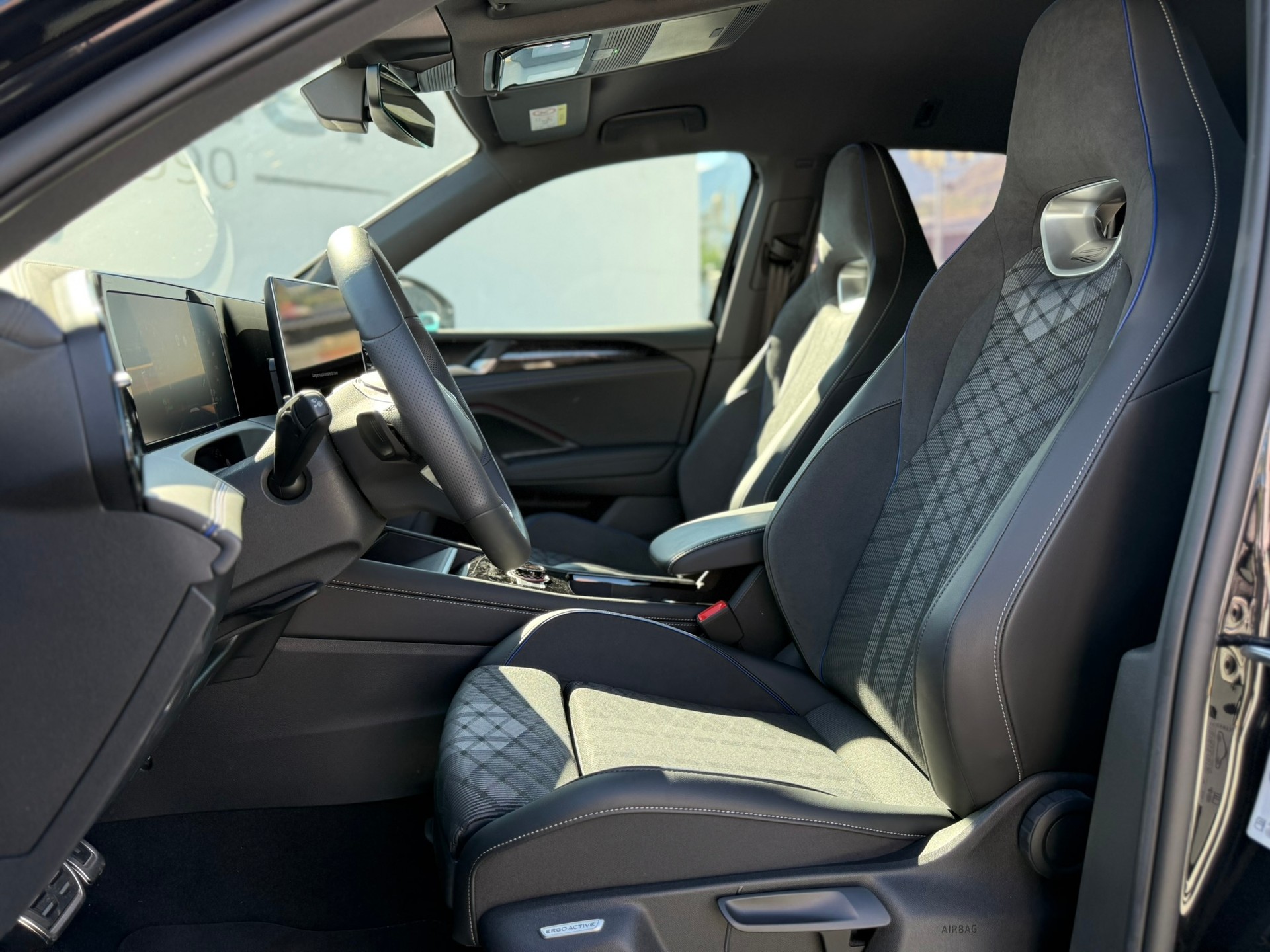 VW Tiguan 1.5 TSI evo2 mHEV R-Line DSG-image-6