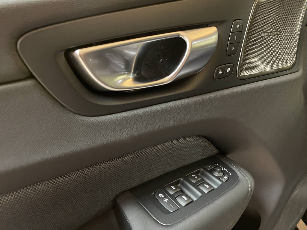 Image VOLVO XC60 XC60 2.0 T8 TE Black Edition eAWD