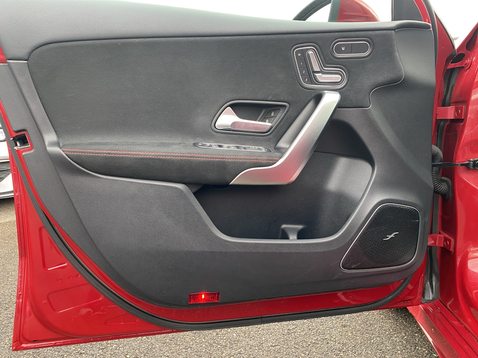 Image MERCEDES-BENZ A-250 A 250 4Matic AMG Line 4Matic 7G-DCT