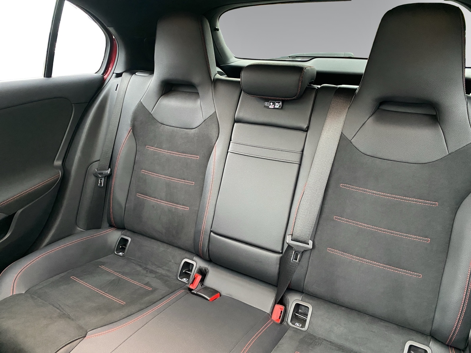 Image MERCEDES-BENZ A-250 A 250 4Matic AMG Line 4Matic 7G-DCT