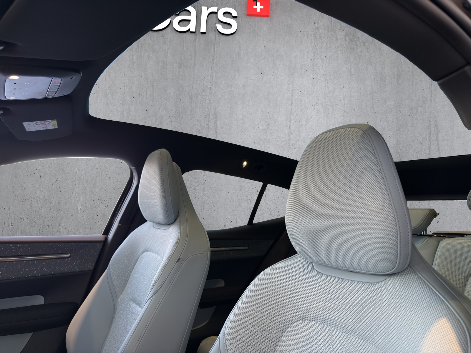 Image VOLVO EX-30 EX30 E60 69kWh Single Motor Extended Range Ultra