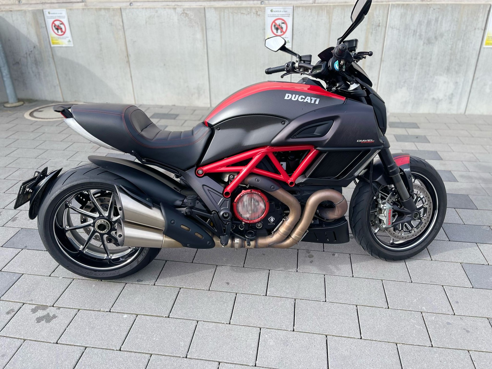 Bike Ducati Diavel 1200 Carbon Red Diavel 1260 Ducati Diavel