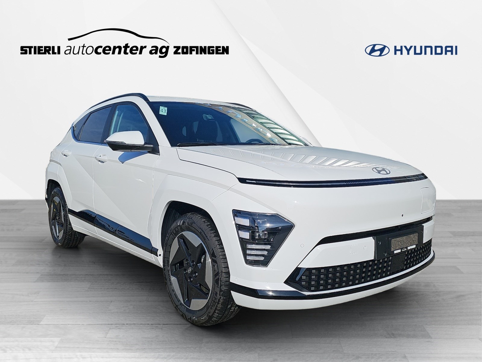 HYUNDAI Kona Electric Amplia-showroom-element-2