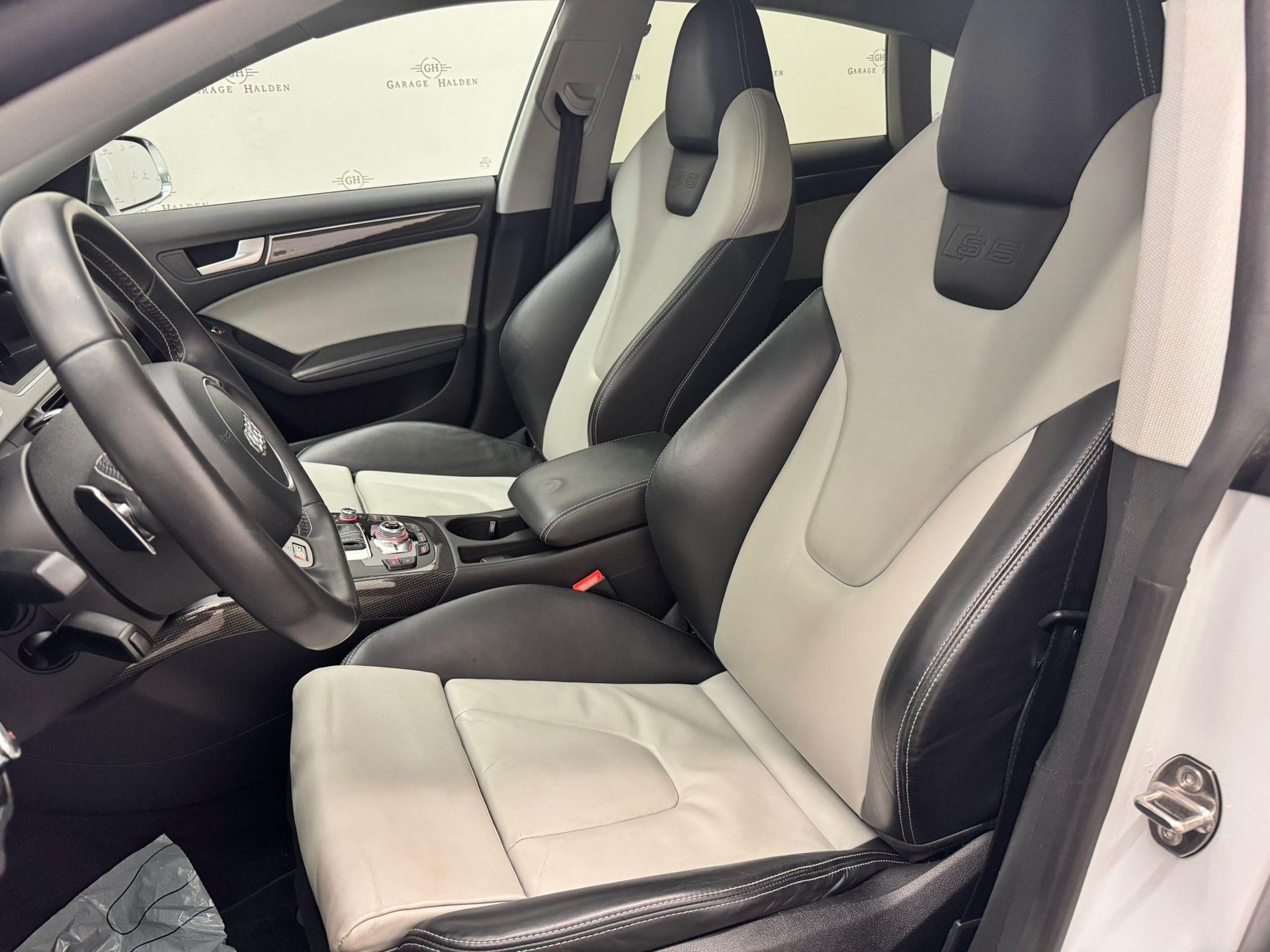 AUDI S5 Sportback 3.0 V6 TFSI quattro S-Tronic-image-12