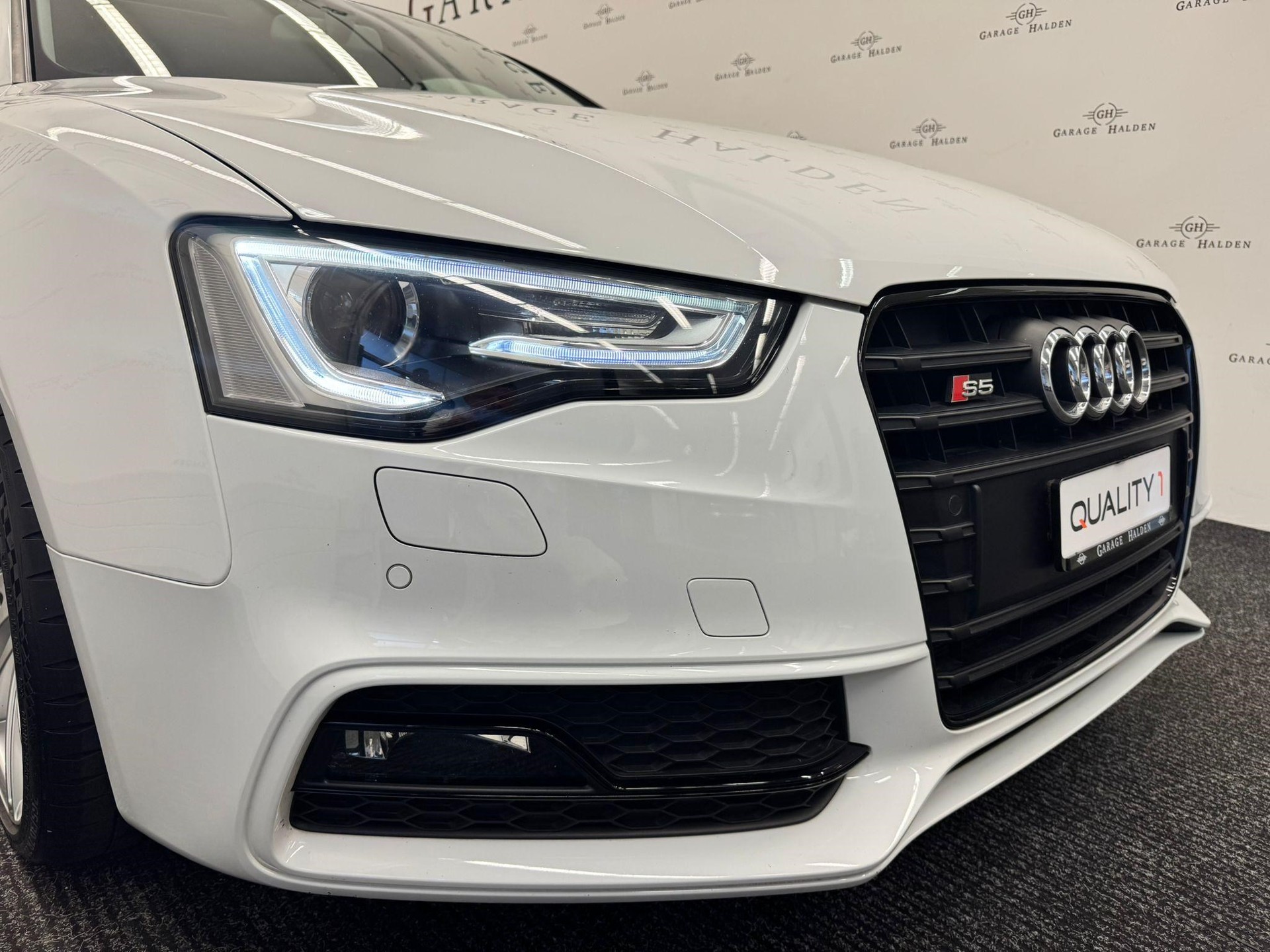 AUDI S5 Sportback 3.0 V6 TFSI quattro S-Tronic-showroom-element-3