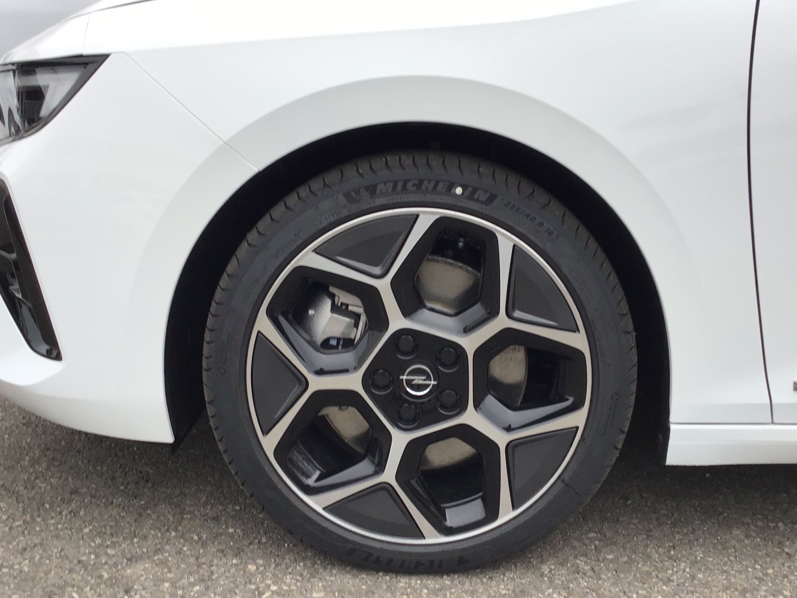 OPEL Astra 1.6 PHEV Turbo Swiss Premium A-image-9