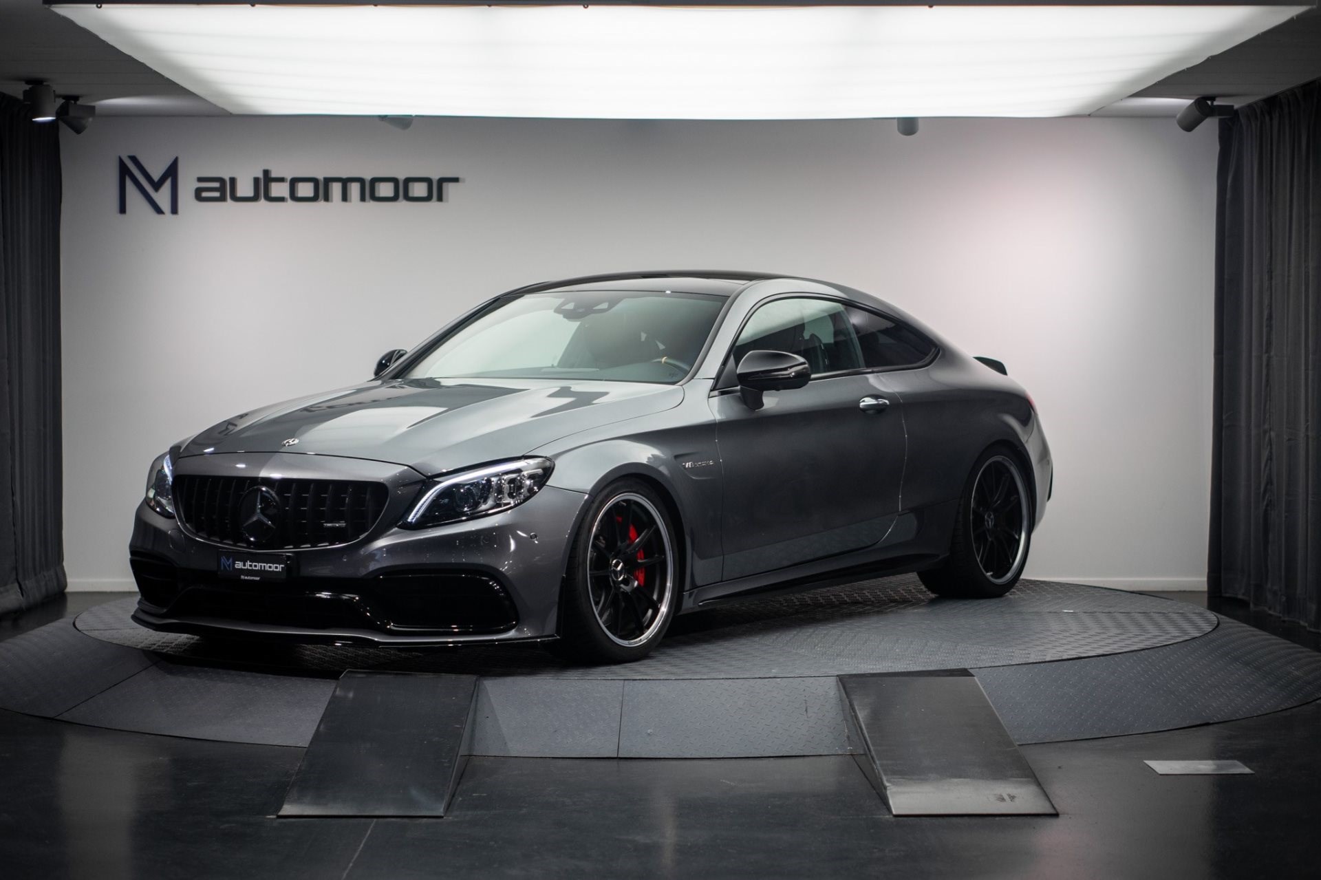 MERCEDES-BENZ C 63 AMG S AMG 9G-tronic *CH-Fahrzeug* *Panorama* *Burmester*