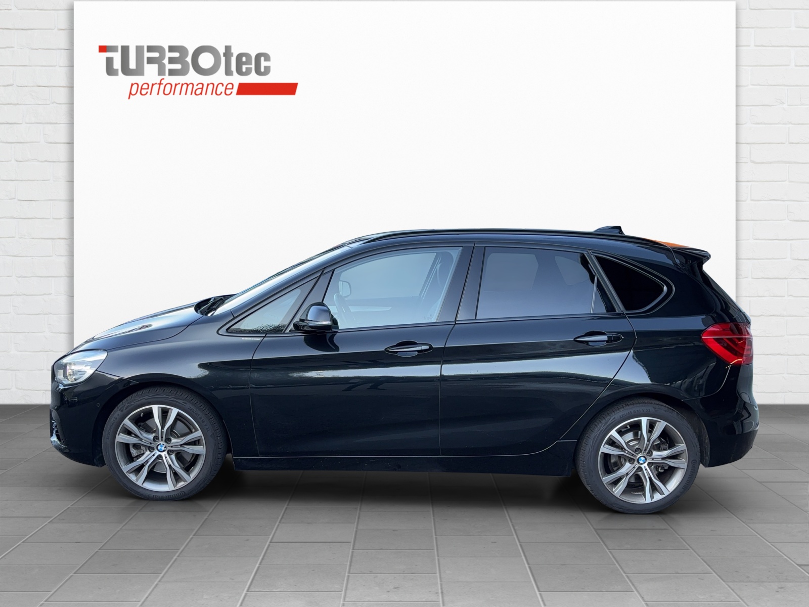 BMW 225i Active Tourer Sport Line Steptronic-showroom-element-1