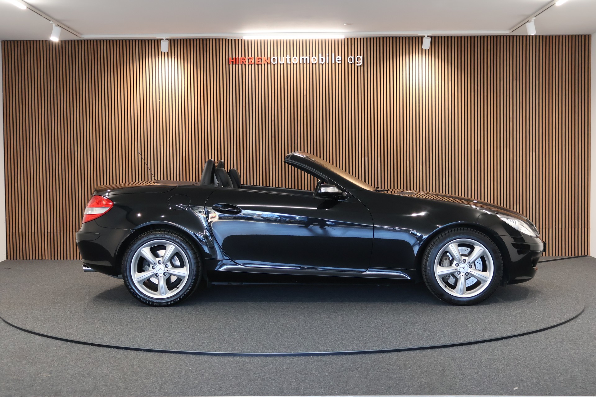 CARSON メルセデスベンツ　SLK350 メルセデス・ベンツ SLKクラス SLK350 2010年式 中古車詳細