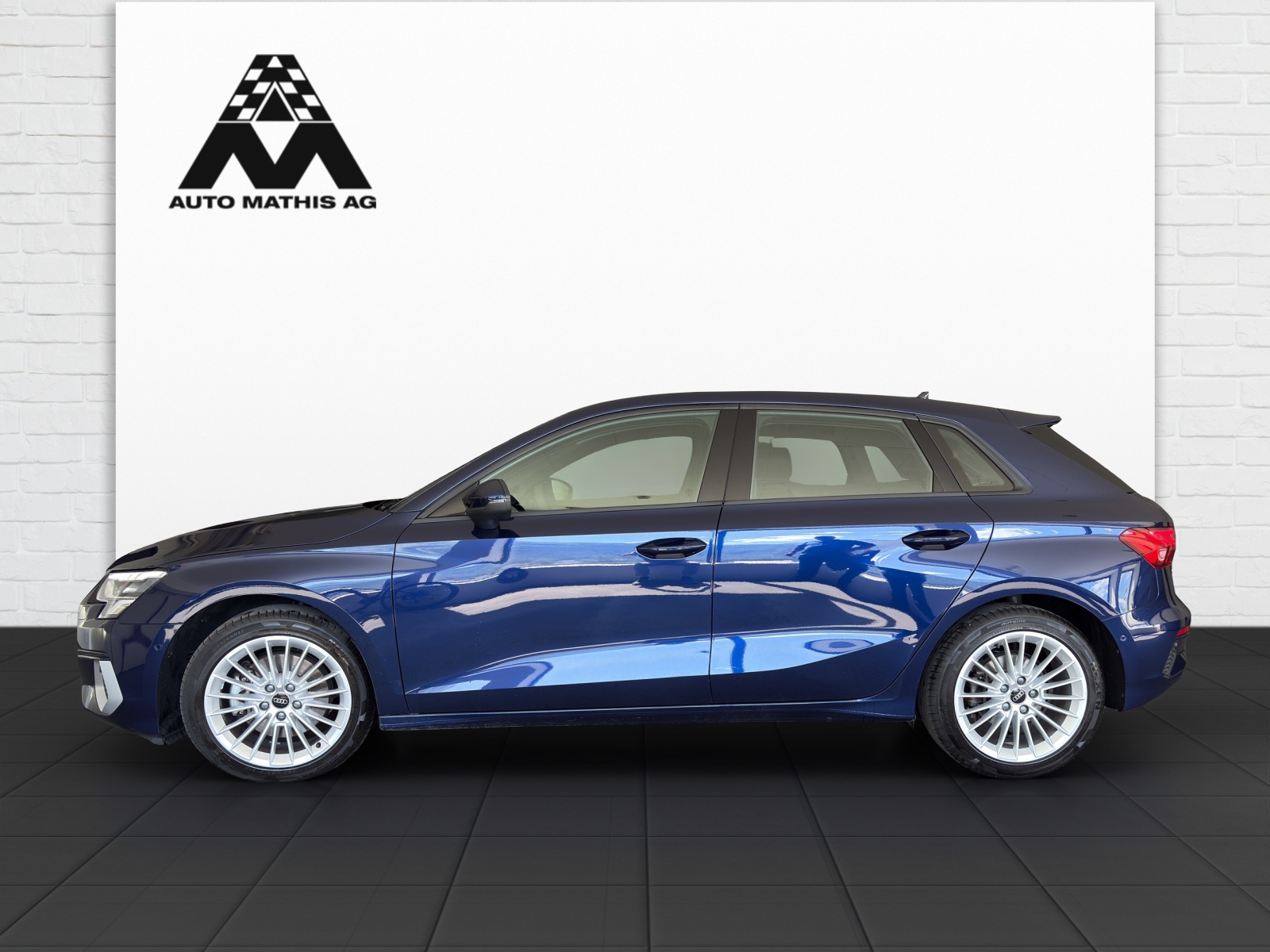 AUDI A3 Sportback 40 TDI advanced S tronic quattro-showroom-element-1