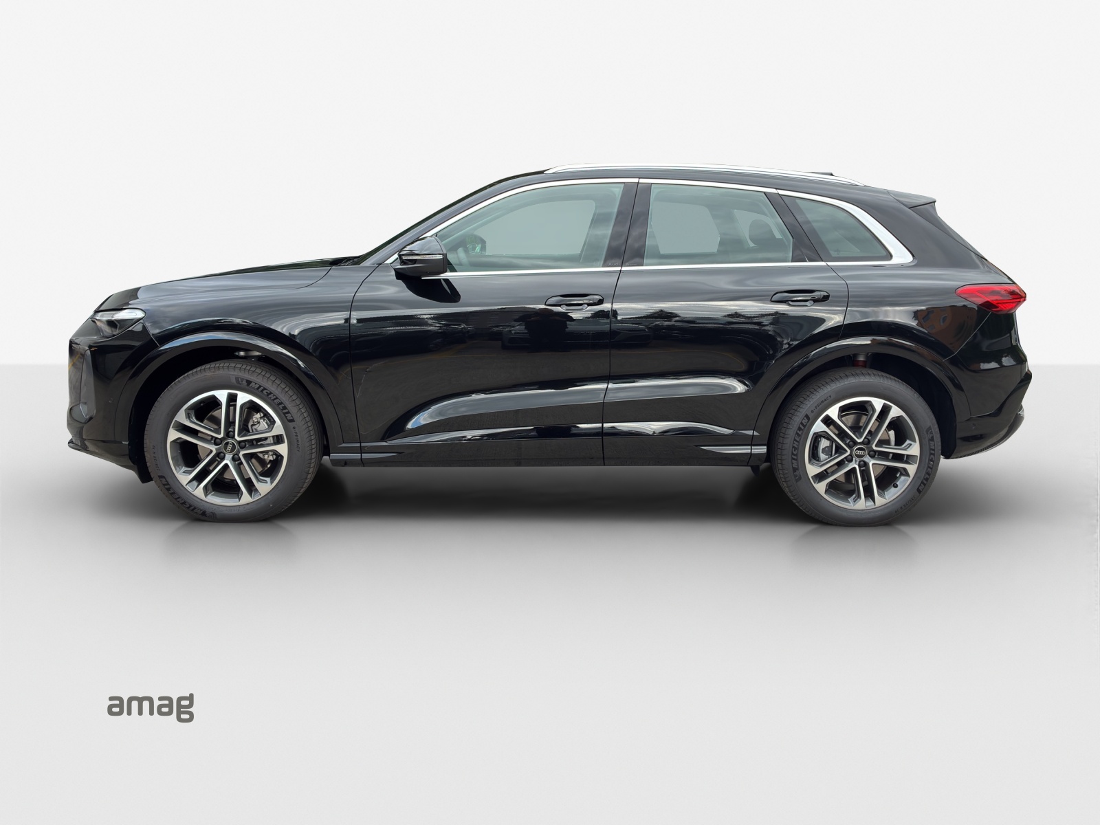AUDI Q5 TFSI quatto 150 kW S-tronic-showroom-element-1