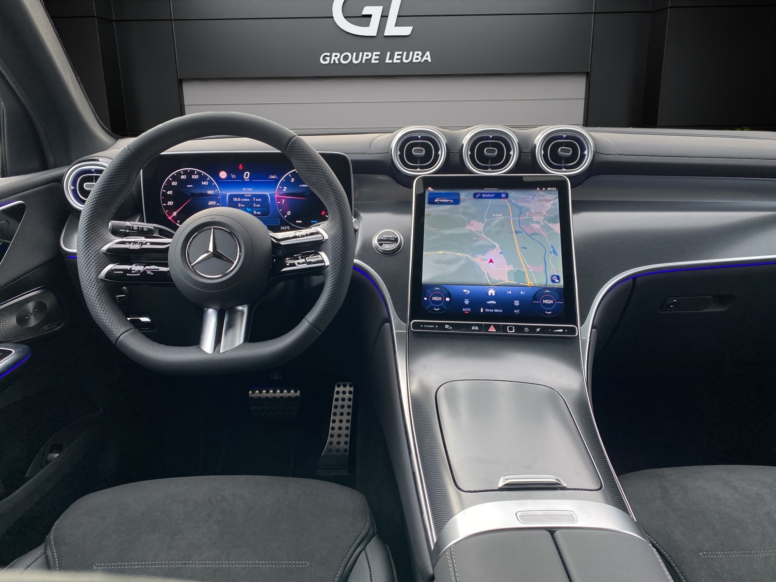 Image MERCEDES-BENZ GLC-300 GLC 300 4Matic AMG Line 9G-Tronic