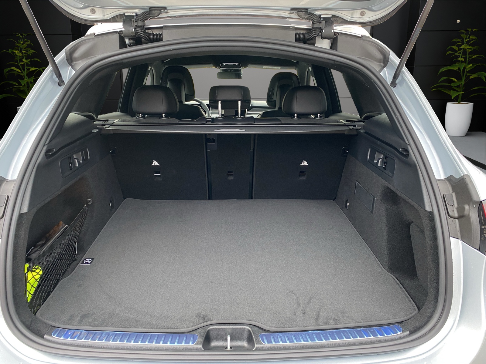 Image MERCEDES-BENZ GLC-300 GLC 300 4Matic AMG Line 9G-Tronic