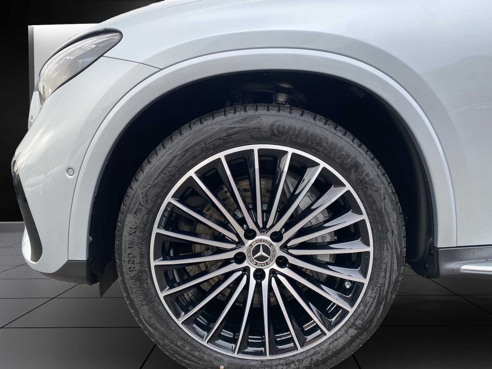 Image MERCEDES-BENZ GLC-300 GLC 300 4Matic AMG Line 9G-Tronic