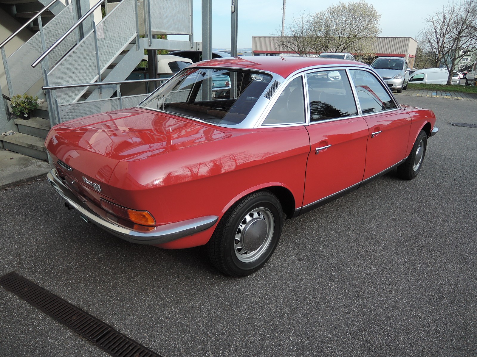NSU RO 80-showroom-element-3
