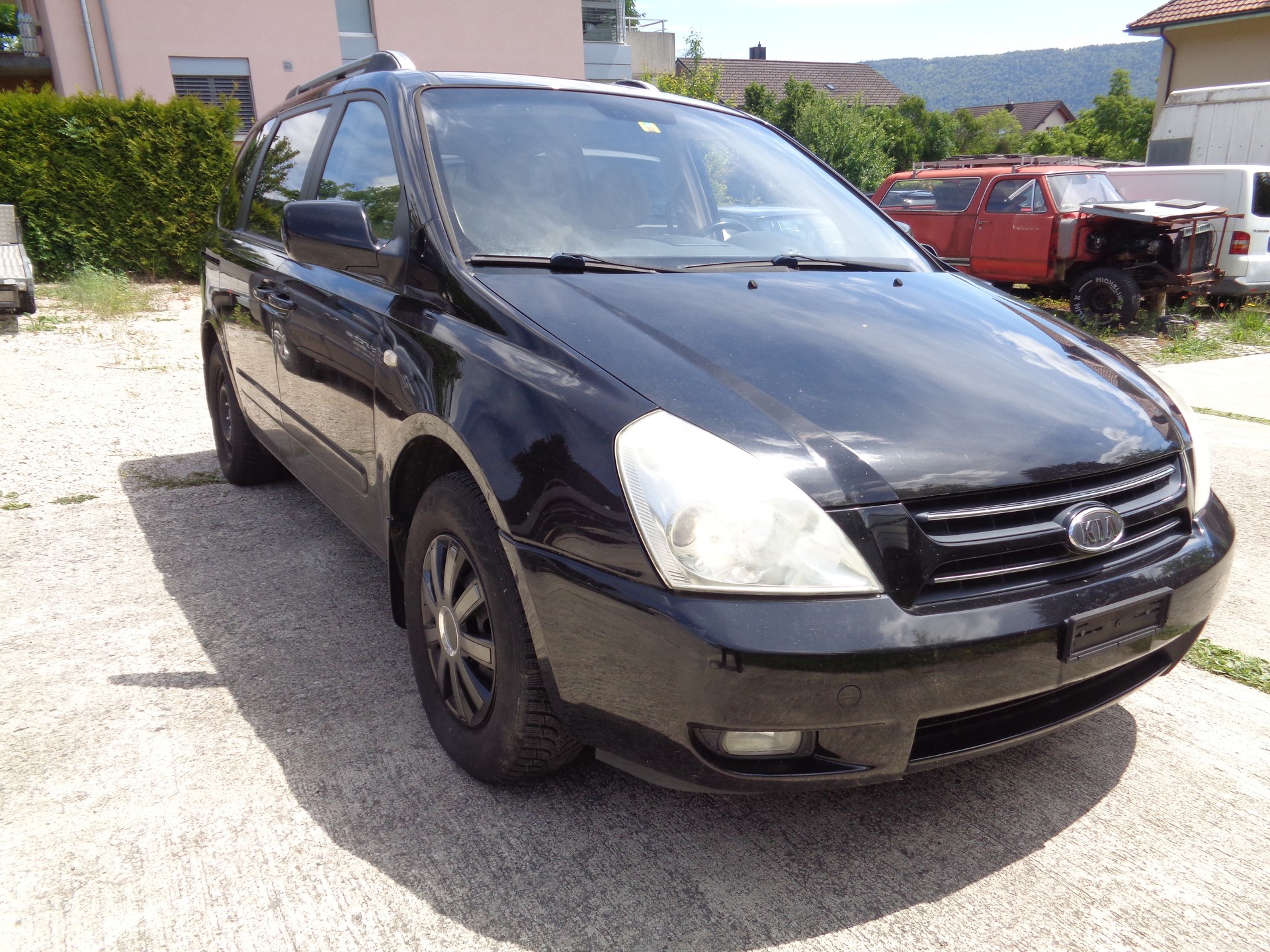 KIA Carnival 2.9 CRDi Trend-image-1