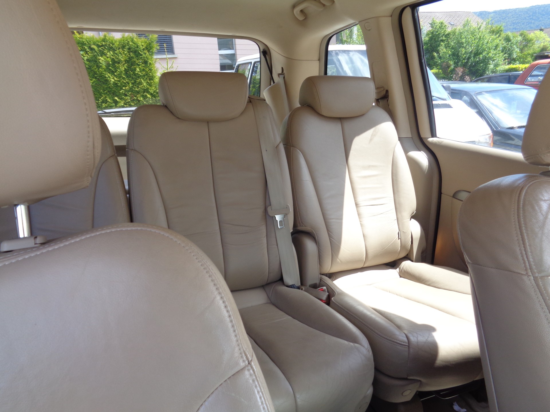 KIA Carnival 2.9 CRDi Trend-image-10