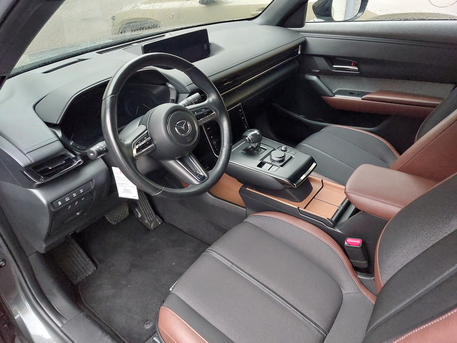 MAZDA MX-30 e-Skyactiv Revolution-showroom-element-3