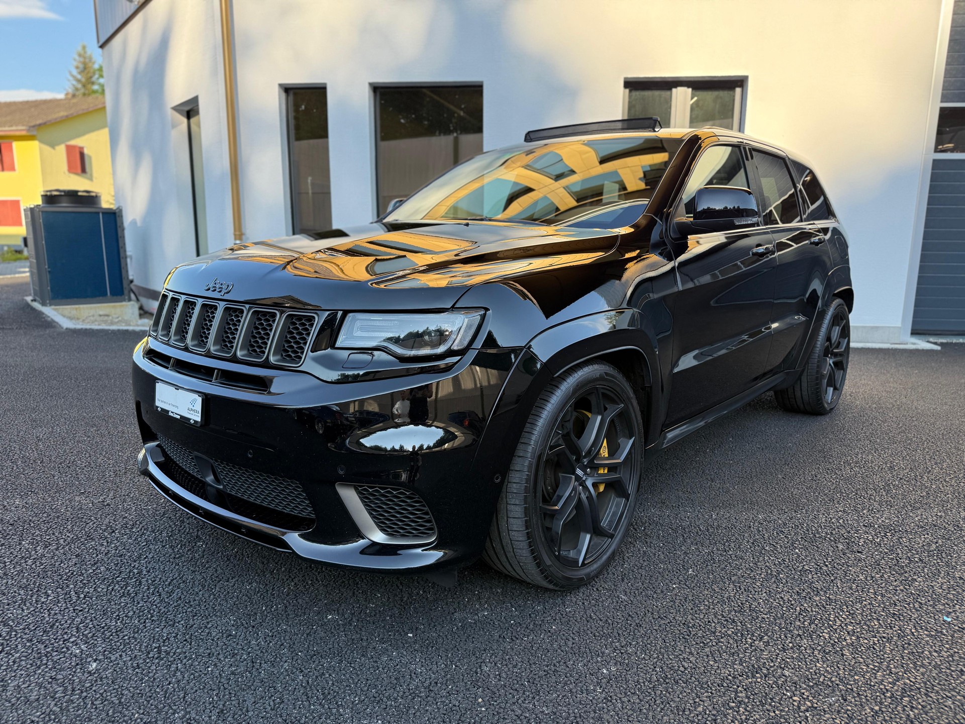 JEEP Grand Cherokee 6.2 V8 HEMI Trackhawk Automatic-image-0