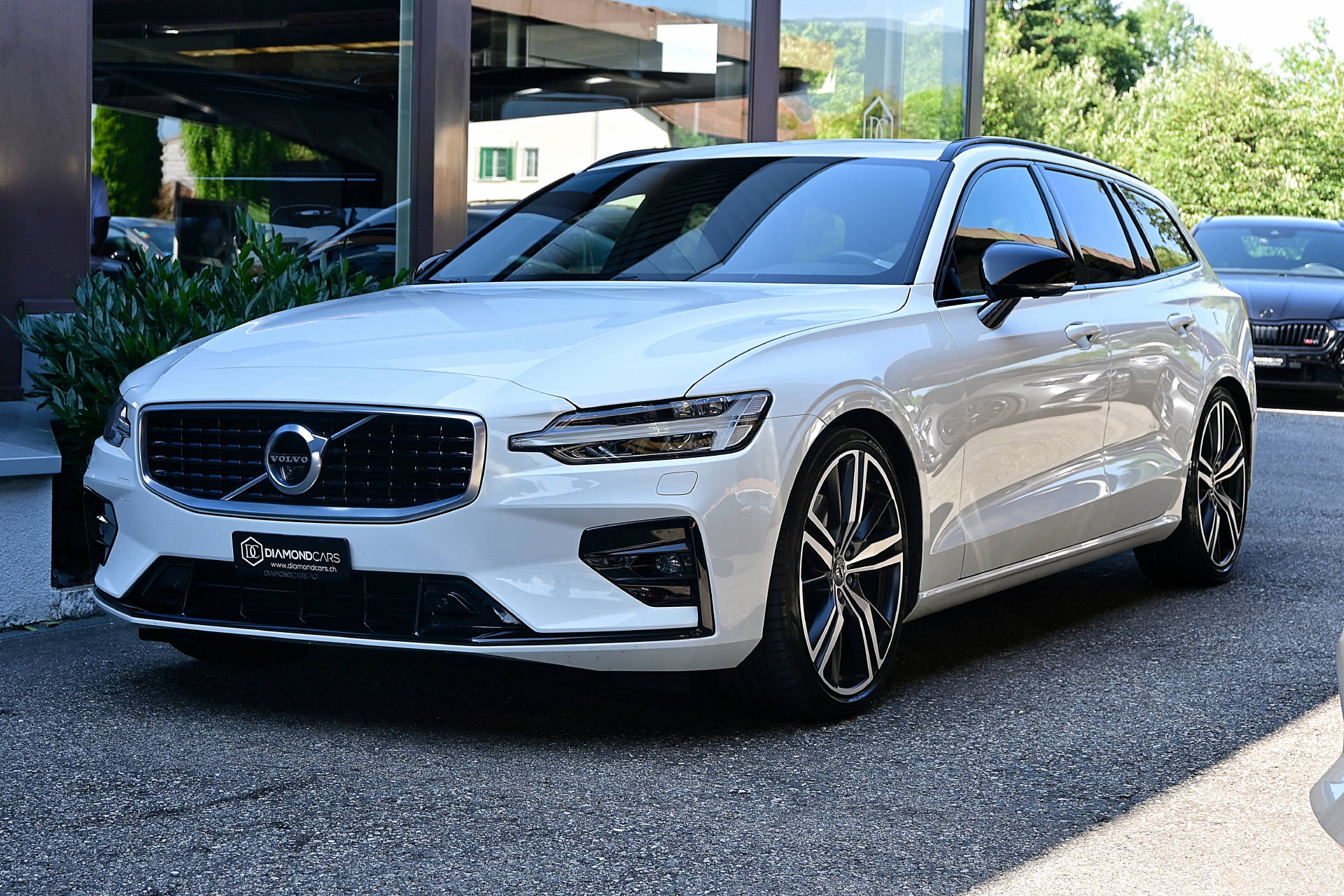 VOLVO V60 2.0 T6 R-Design AWD