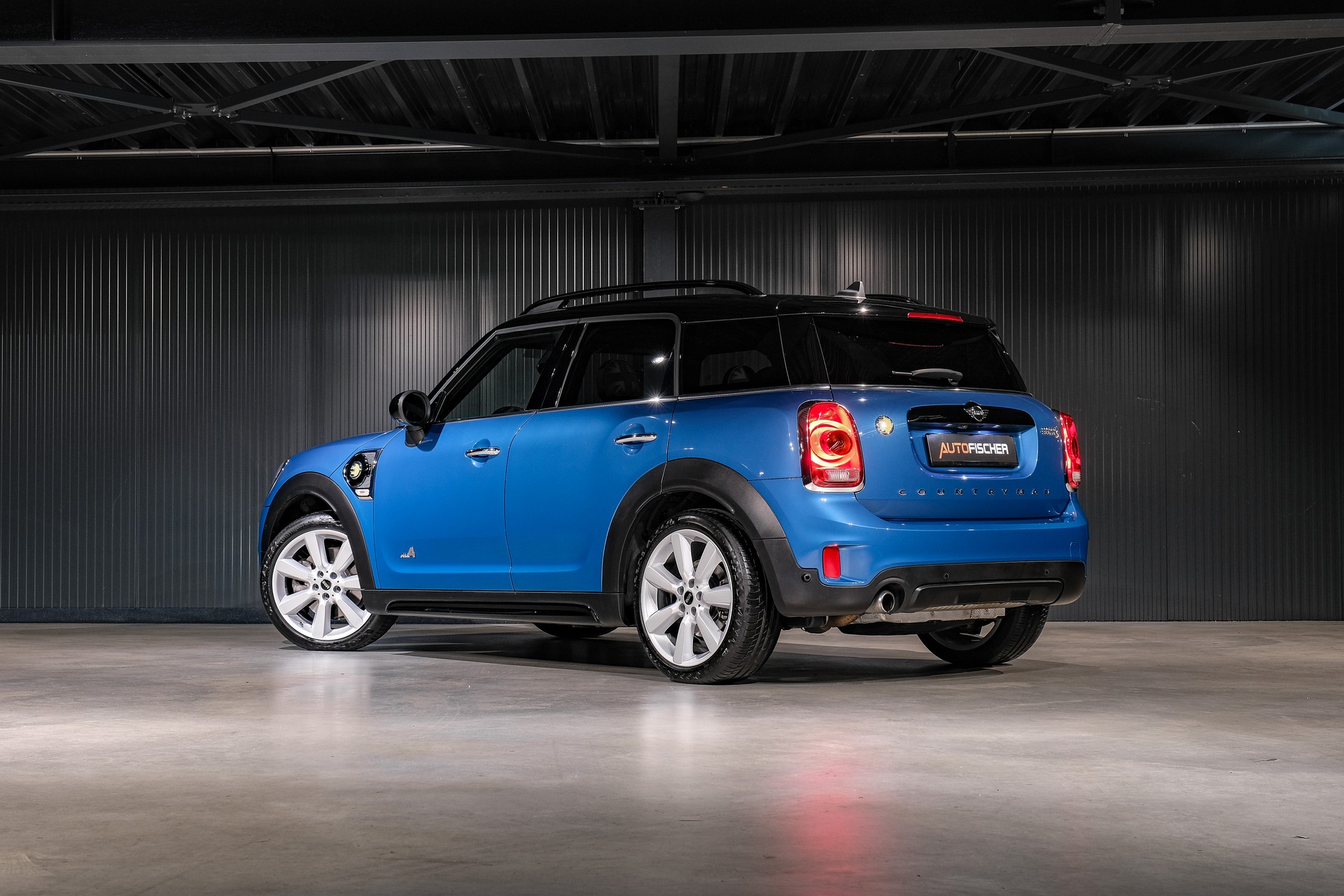 MINI Countryman Cooper S E ALL4 Steptronic-showroom-element-2
