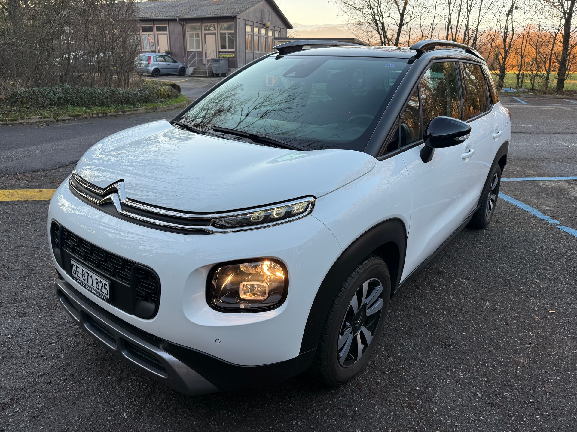 CITROEN C3 Aircross 1.2i PureTech Shine