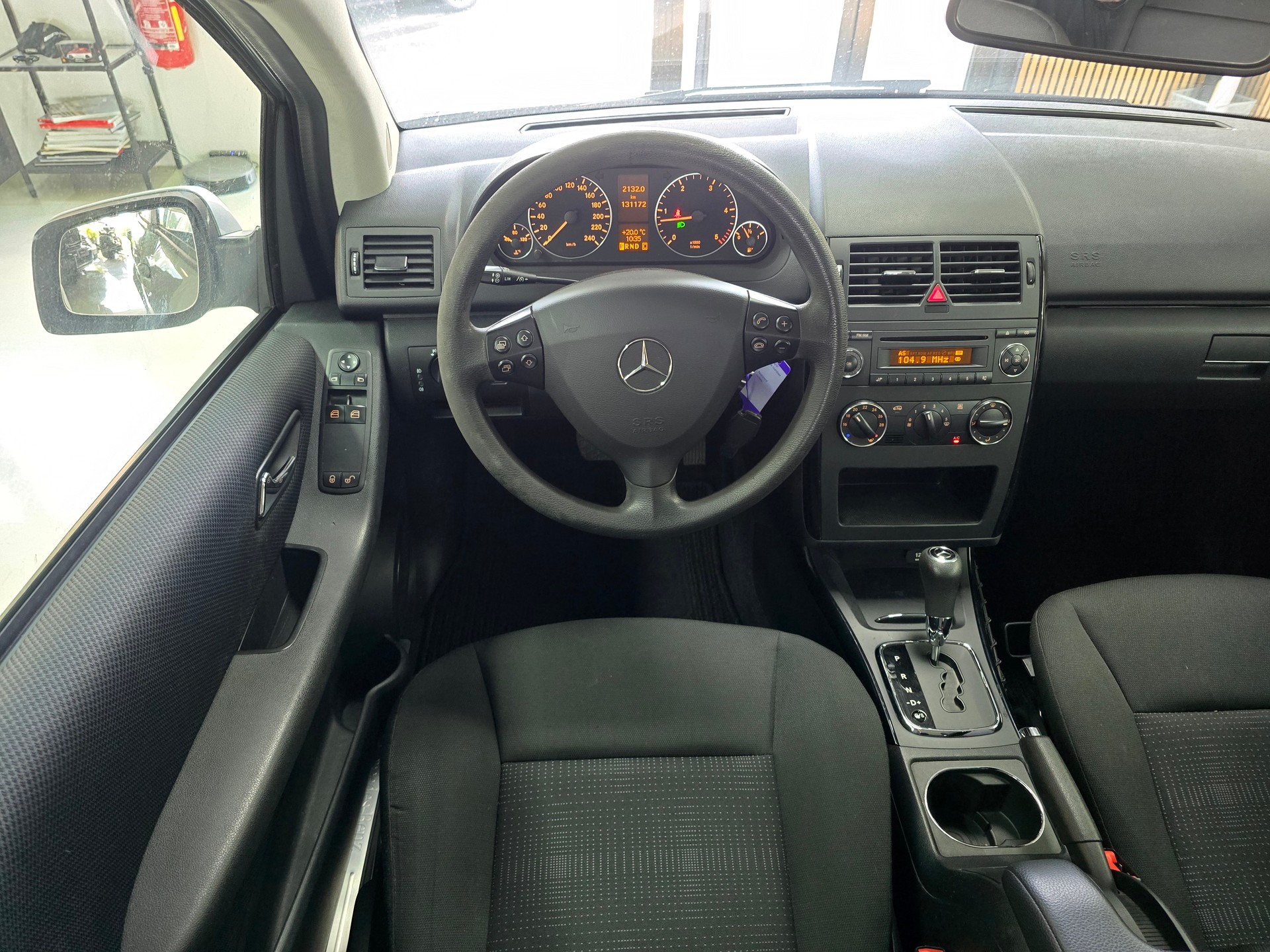 MERCEDES-BENZ A 160 CDI Classic Autotronic-image-10