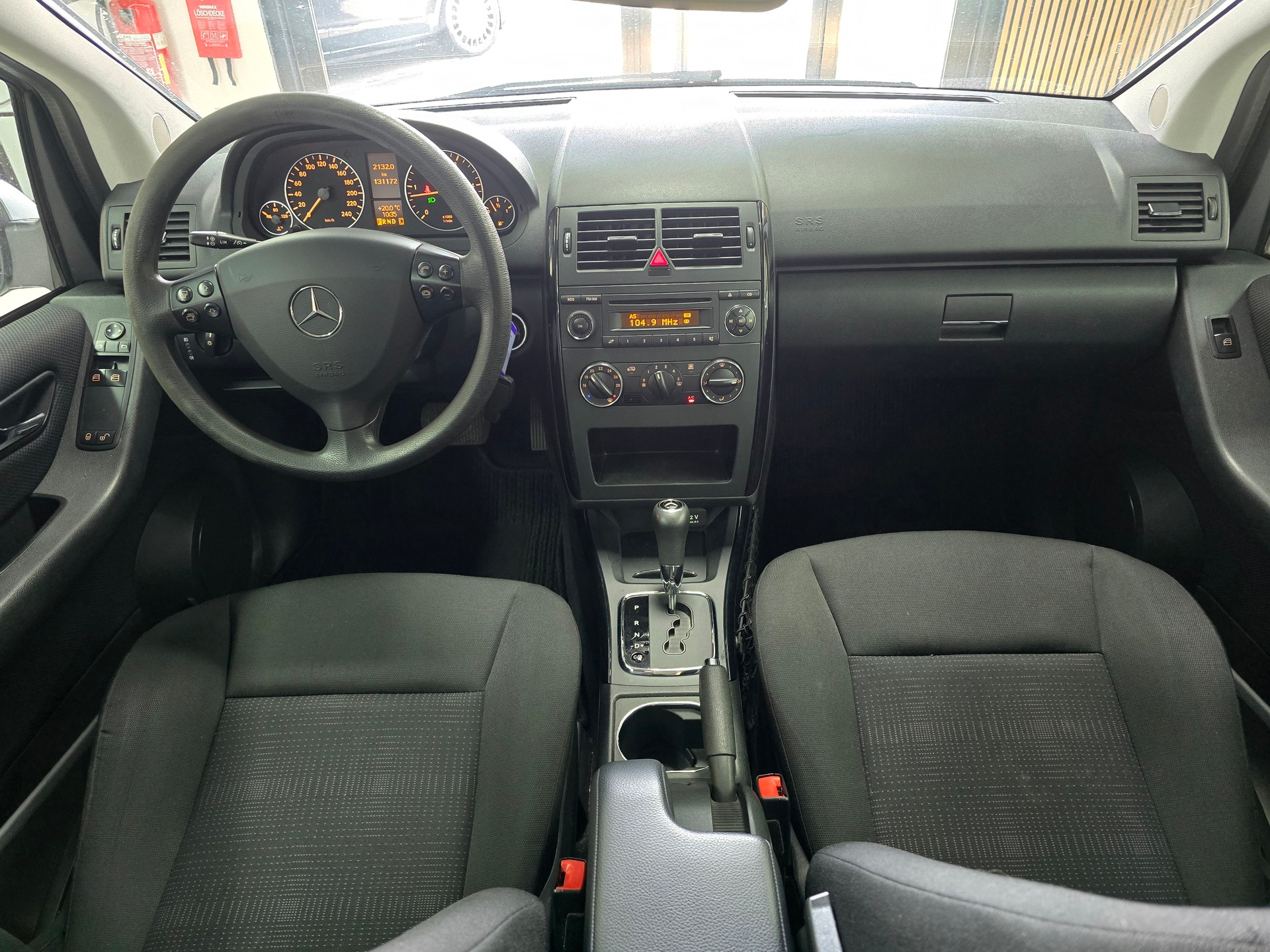 MERCEDES-BENZ A 160 CDI Classic Autotronic-image-11