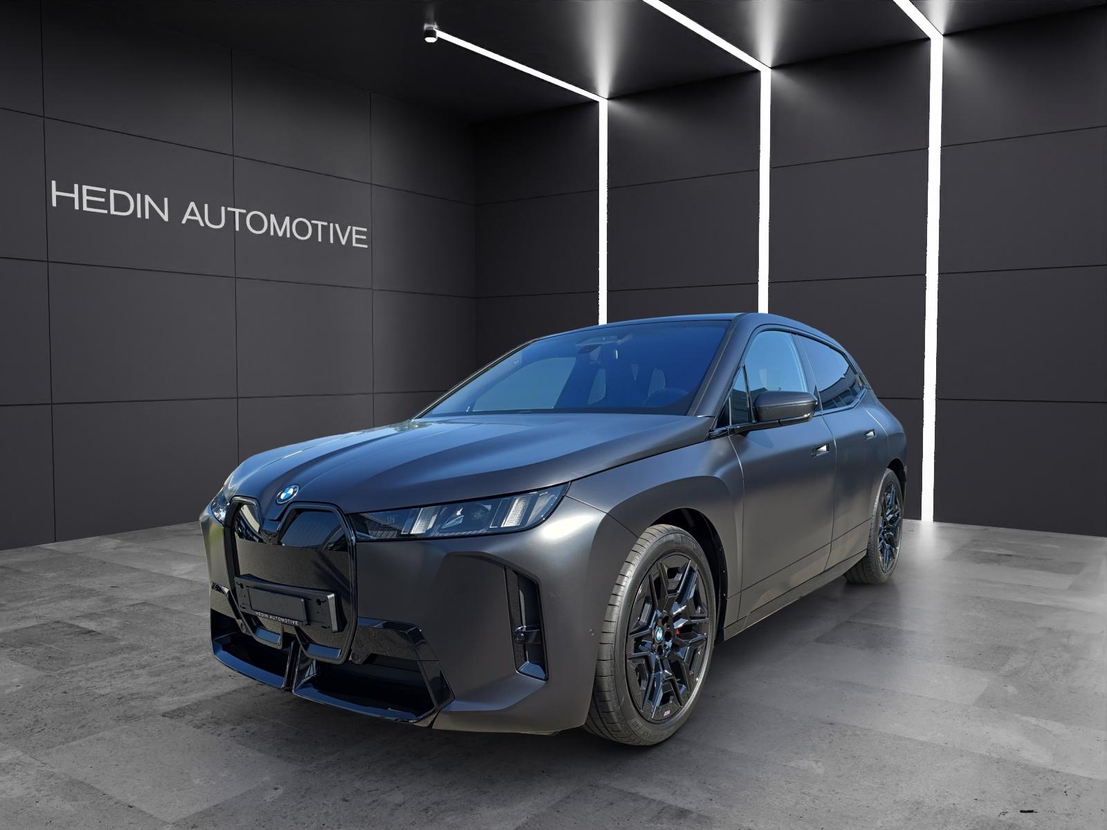 BMW iX xDrive60