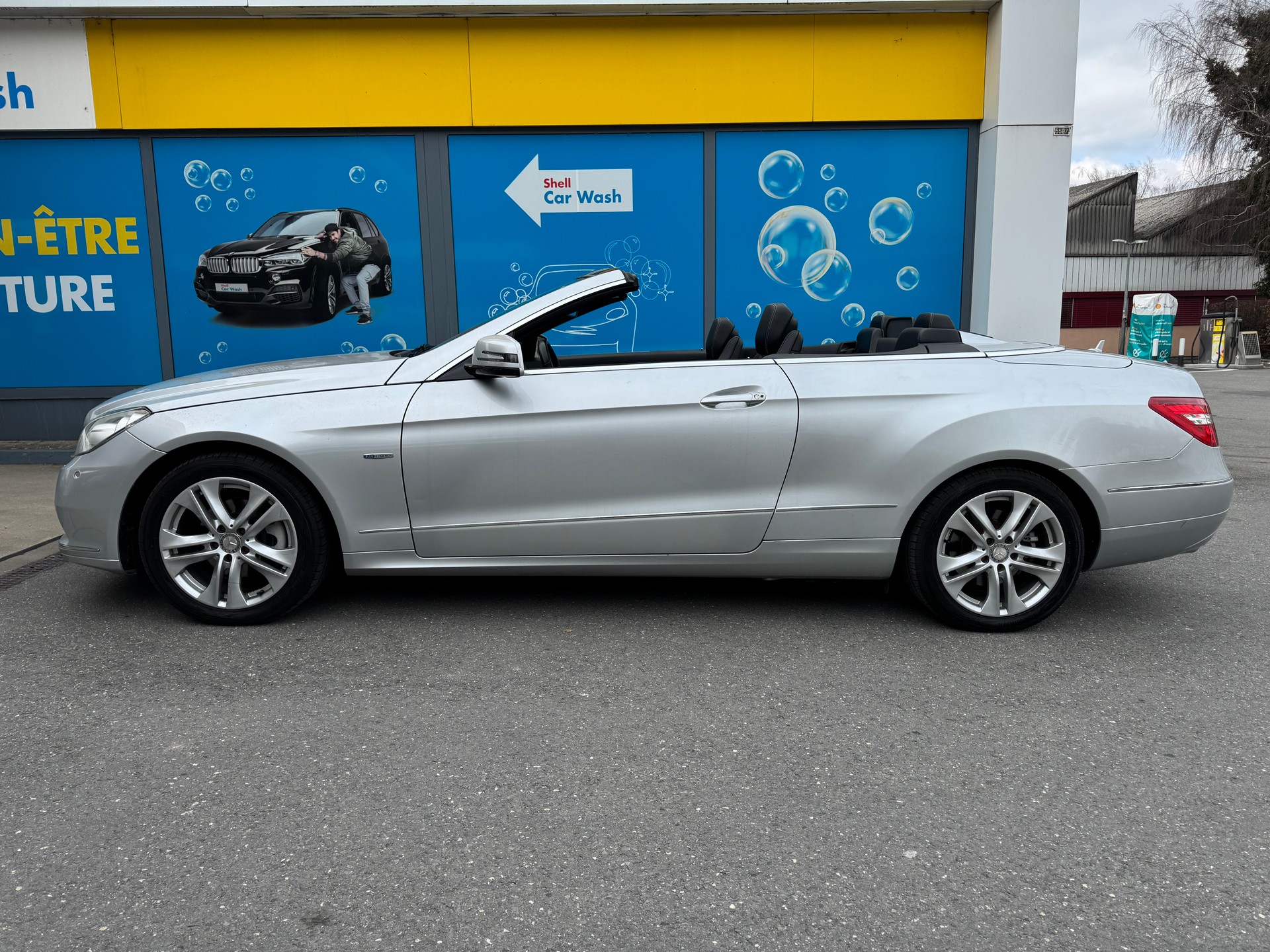 MERCEDES-BENZ E 220 CDI BlueEfficiency 7G-Tronic-image-13