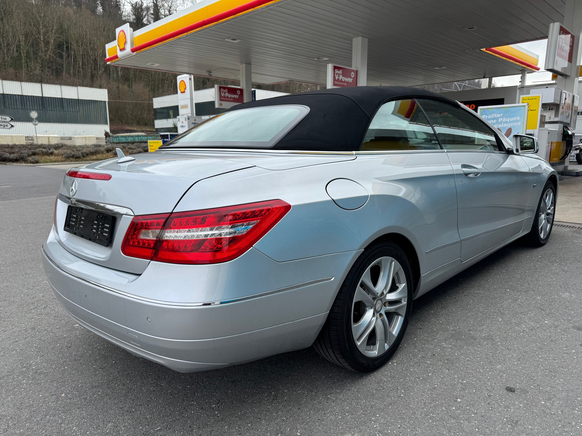 MERCEDES-BENZ E 220 CDI BlueEfficiency 7G-Tronic-image-6
