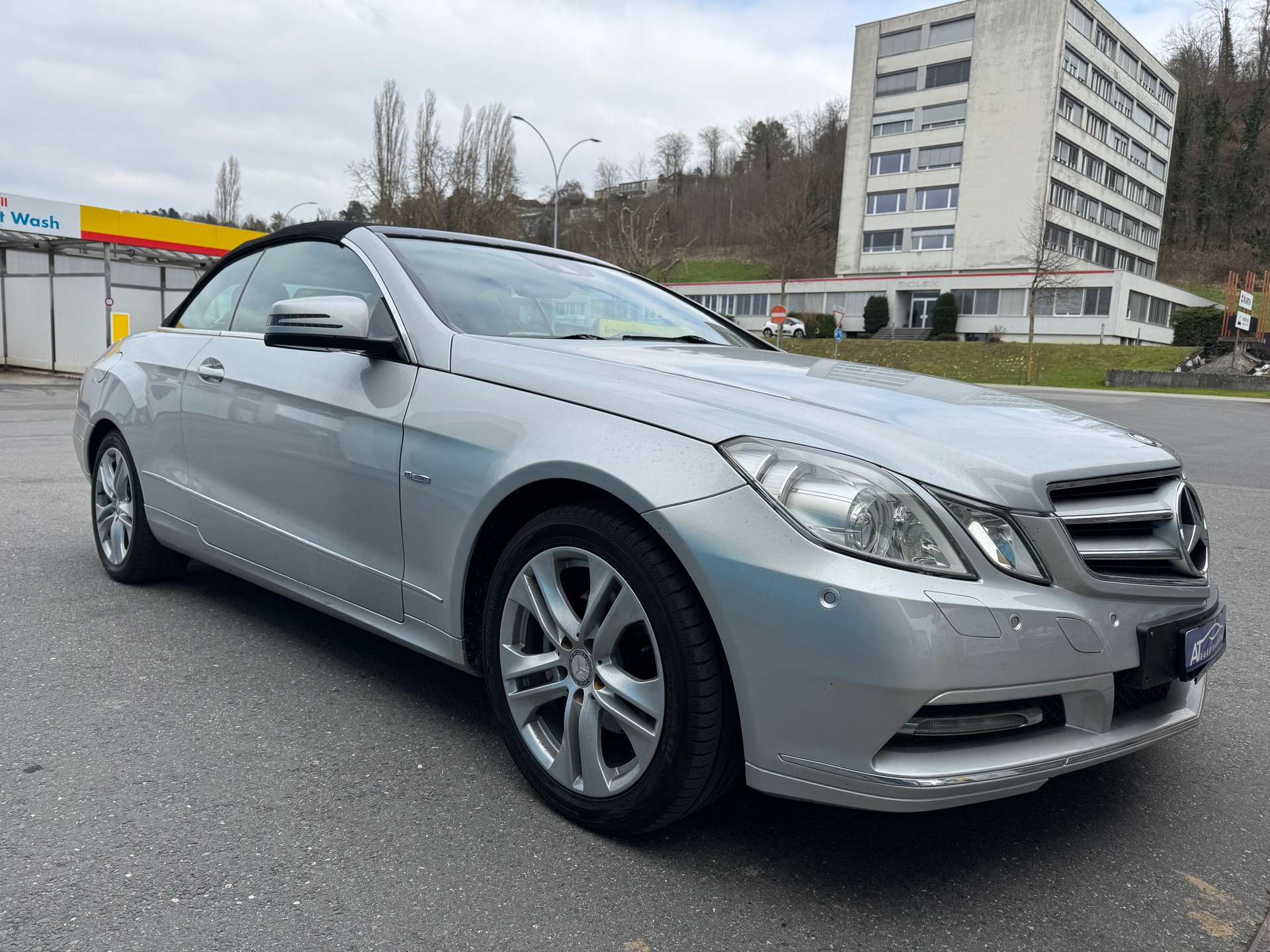 MERCEDES-BENZ E 220 CDI BlueEfficiency 7G-Tronic-image-4