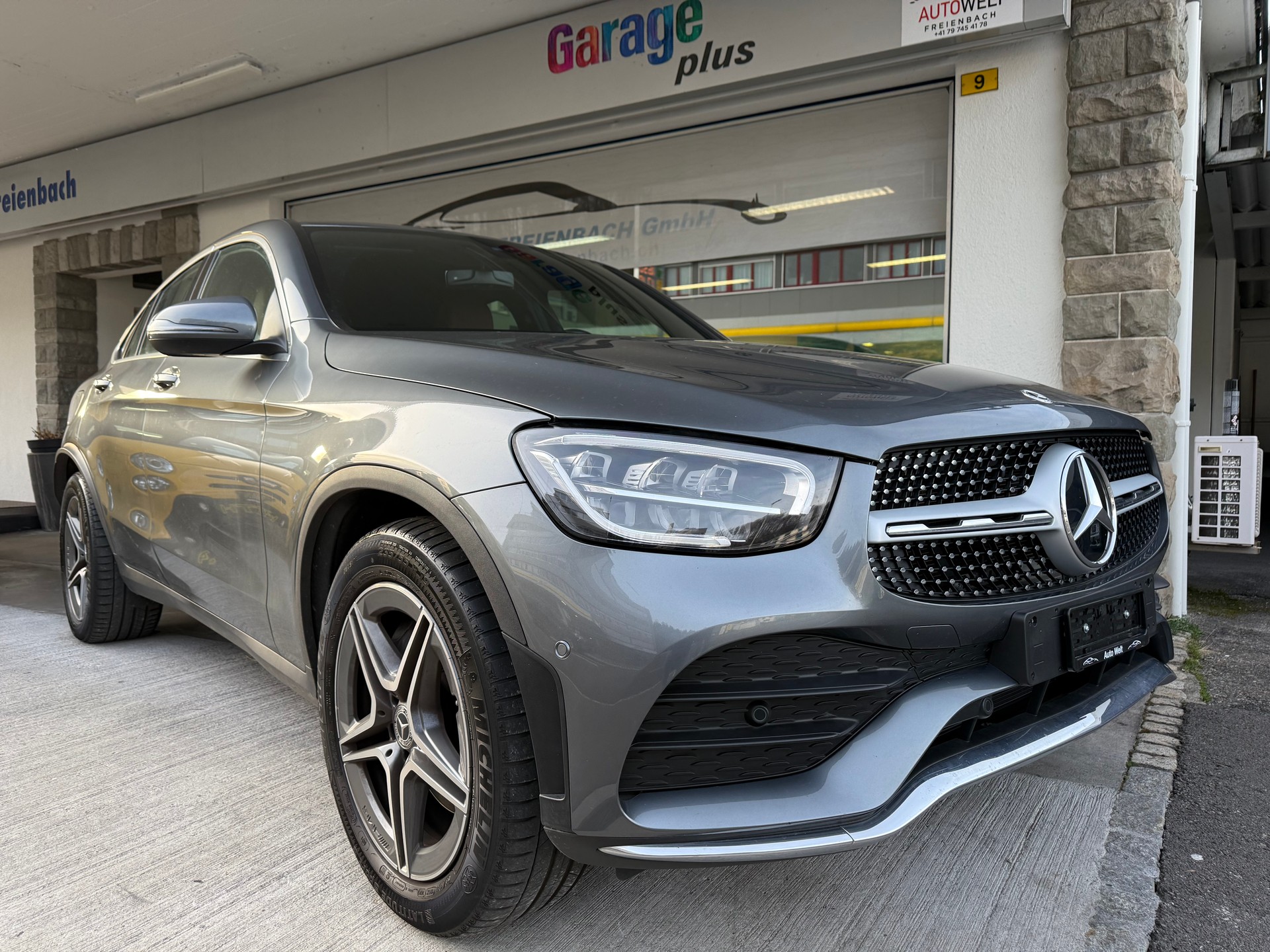 MERCEDES-BENZ GLC Coupé 300 d AMG Line 4Matic 9G-Tronic-showroom-element-2