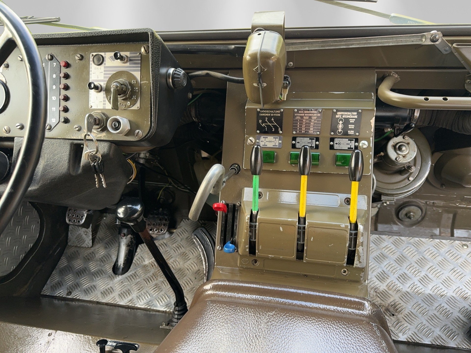 STEYR Pinzgauer 710M-image-9
