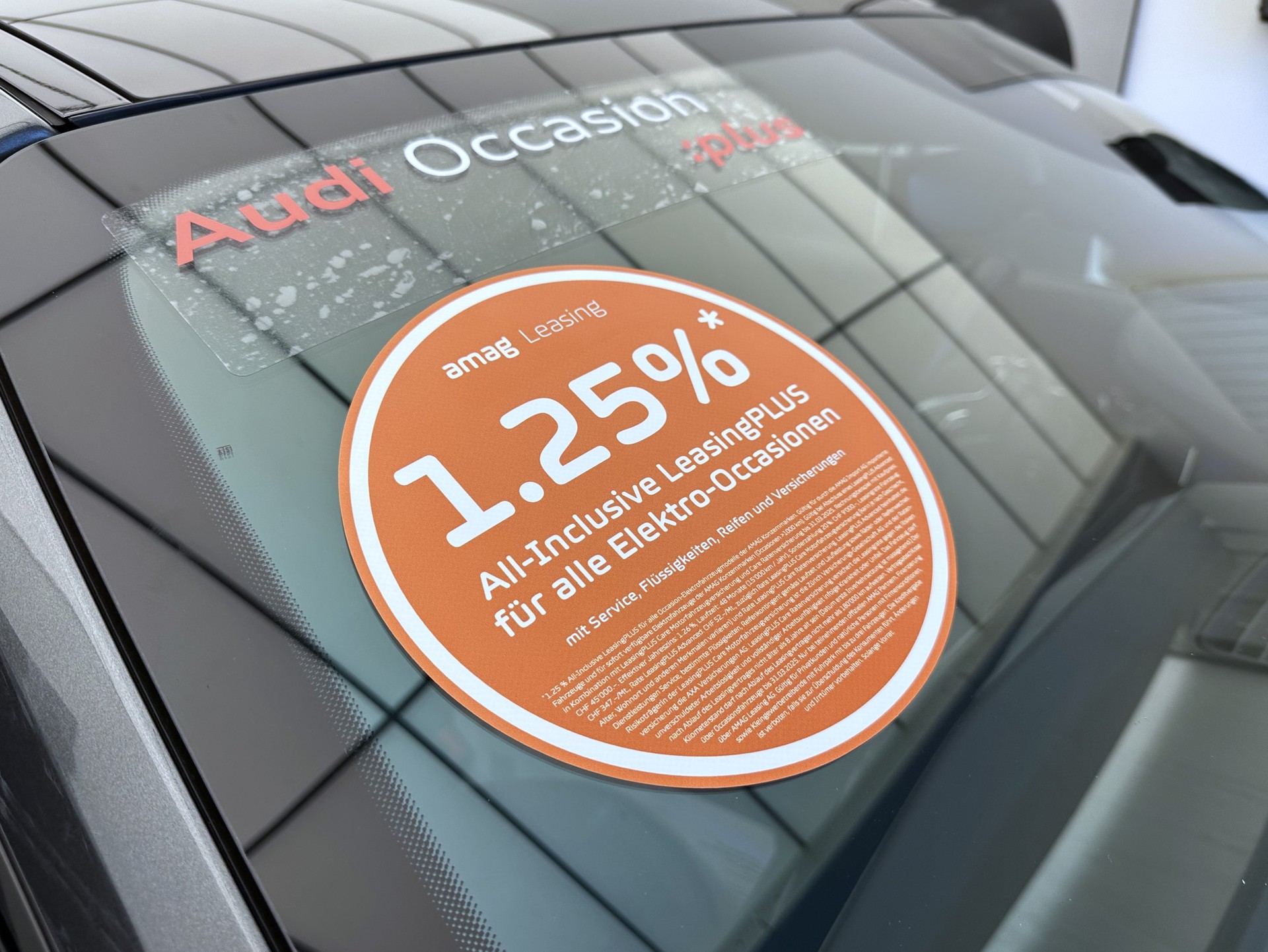 AUDI Q6 e-tron quattro-showroom-element-1