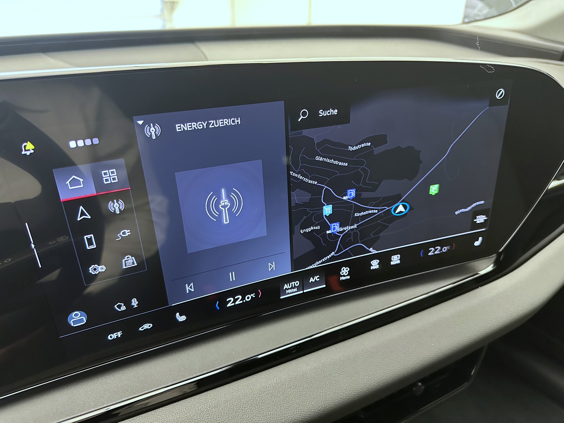 AUDI Q6 e-tron quattro-image-13