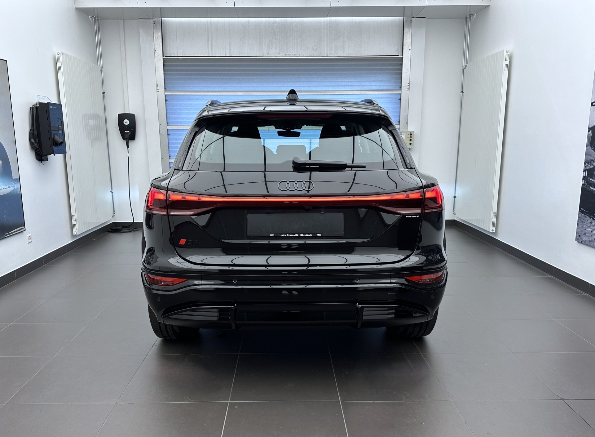 AUDI Q6 e-tron quattro-image-22