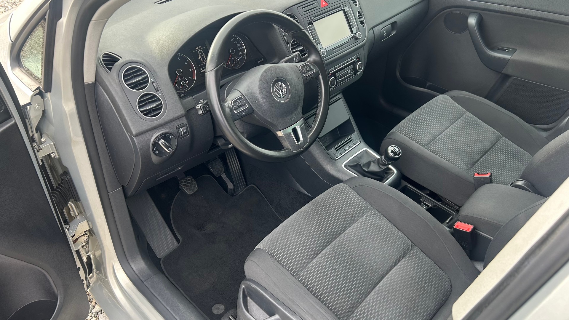 VW Golf Plus 1.4 TSI Comfortline-showroom-element-1
