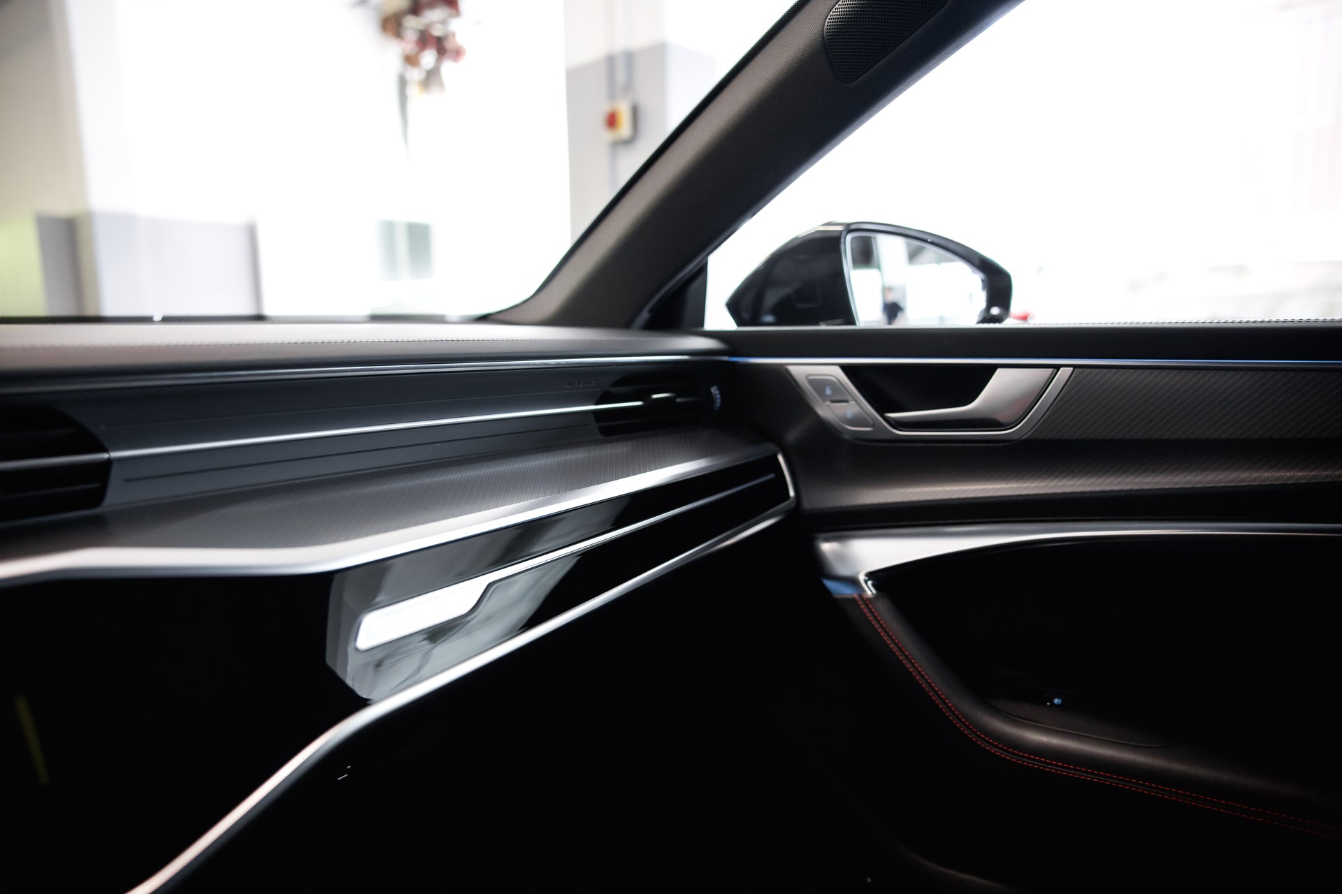 AUDI RS7 Sportback MHEV *CH-Fhz.*-image-28